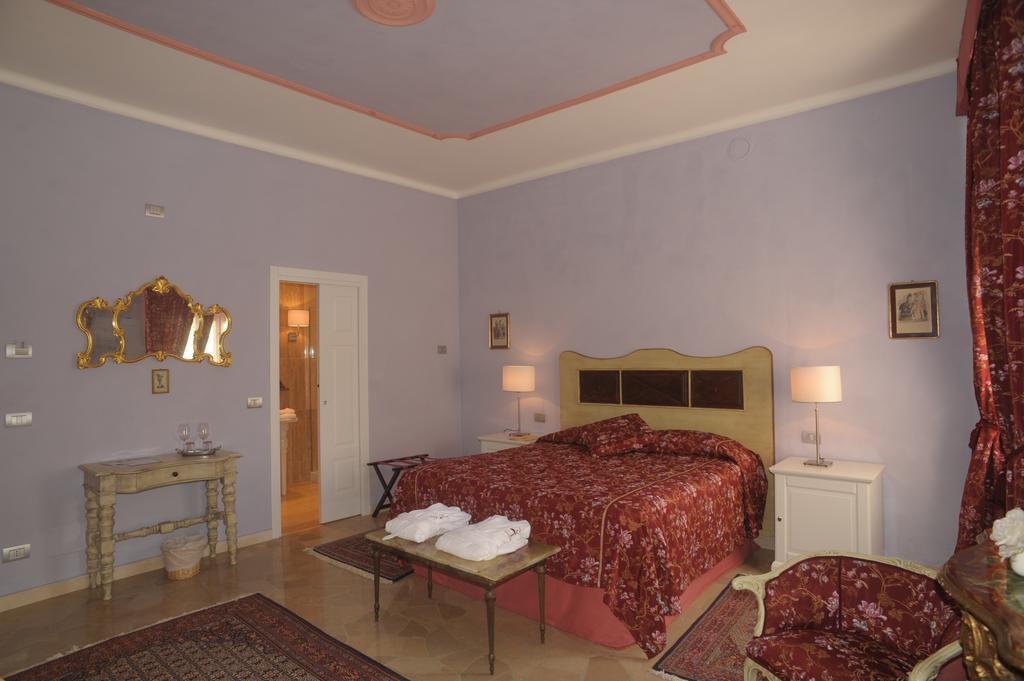 Relais Al Bel San Domenico Bed & Breakfast Alba  Oda fotoğraf