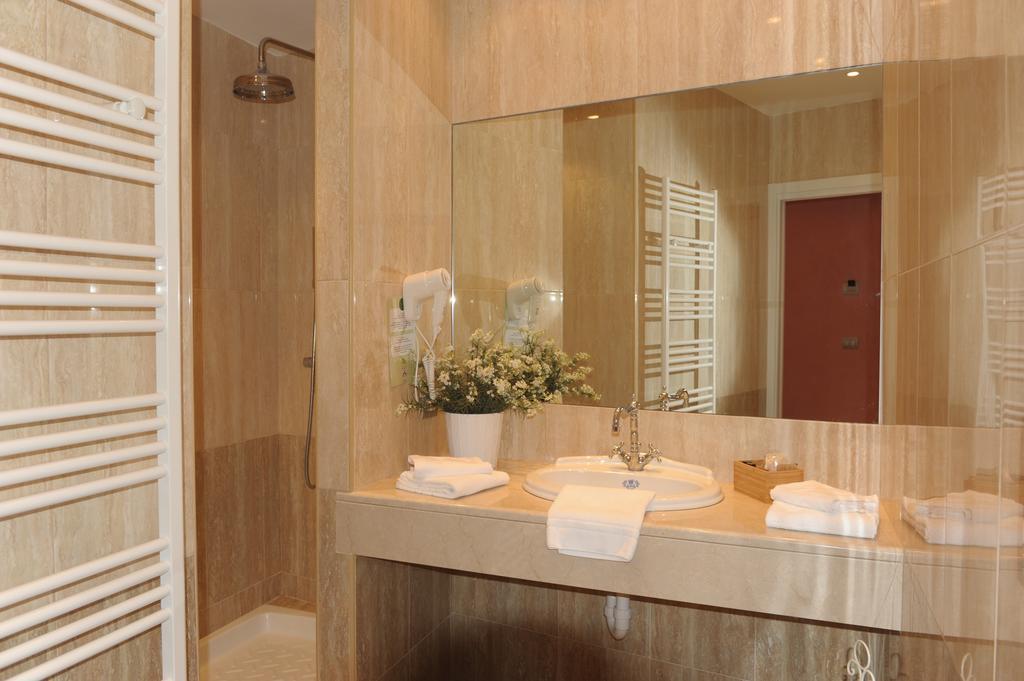 Relais Al Bel San Domenico Bed & Breakfast Alba  Oda fotoğraf